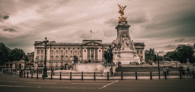 Londyn Pałac Buckingham St James' Park (4)